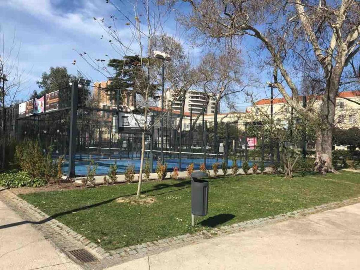 Lisboa Apart. Central E Espacoso - Parque E Metro Exterior photo